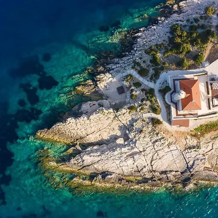 Luxury Lighthouse Ligero - Unique Island Near Villa Vis