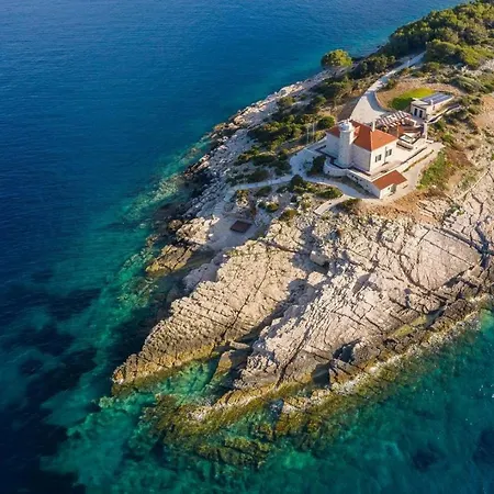 Villa Luxury Seafront Lighthouse Ligero On Host Island - Island
