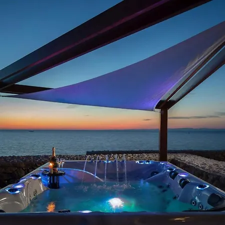 Luxury Lighthouse Ligero - Unique Island Near Villa