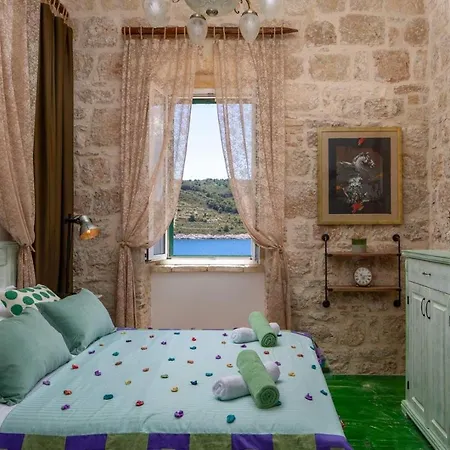 Villa Luxury Seafront Lighthouse Ligero On Host Island - Island