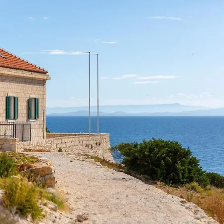 Luxury Seafront Lighthouse Ligero On Host Island - Island * Vis