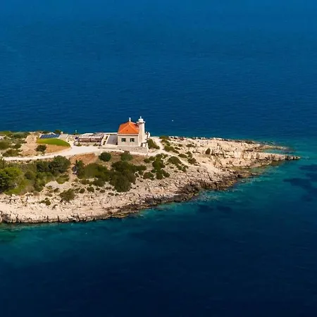 Luxury Seafront Lighthouse Ligero On Host Island - Island Villa Vis